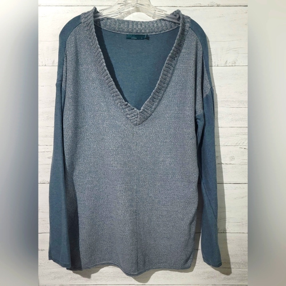 PRANA Organic  Cotton V Neck Grey-Blue Sweater, Large